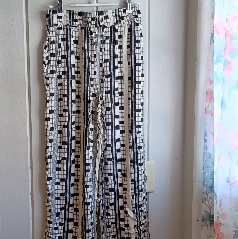 Urban Outfitters Cream And Black Checkered Pants